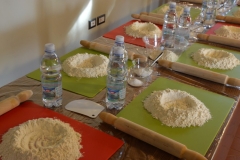 mani-in-pasta-crescia_09