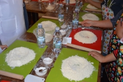 mani-in-pasta-crescia_10