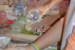 mani-in-pasta-crescia_11