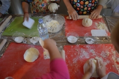 mani-in-pasta-crescia_12