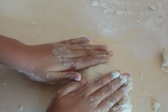 mani-in-pasta-pane_07